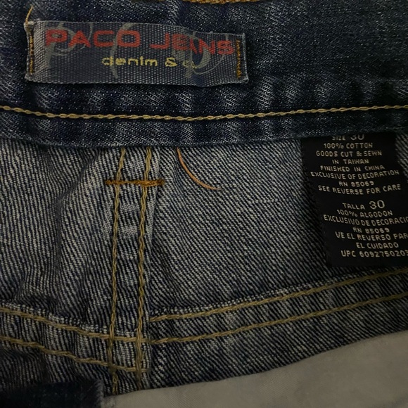 Jorts with Y2k designs - Picture 5 of 6